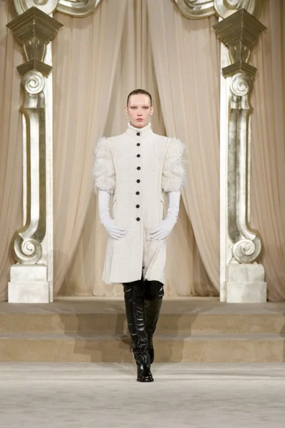 Look 42